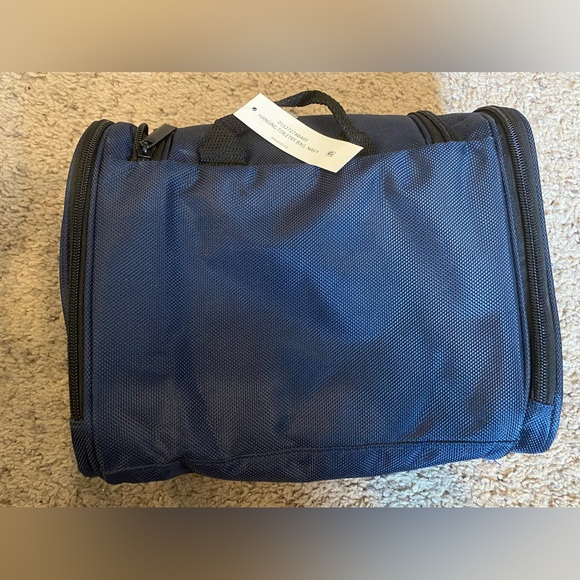 Blue Toiletry Bag Unisex Size 10X18 Inches - Picture 9 of 9